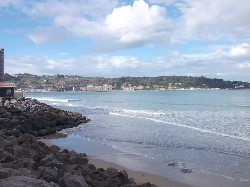 Plage de Hendaye , Playa de Hendaya ( Francia ), about 0.3 km from Aire de camping-car de l'Ecole de Hendaye Plage