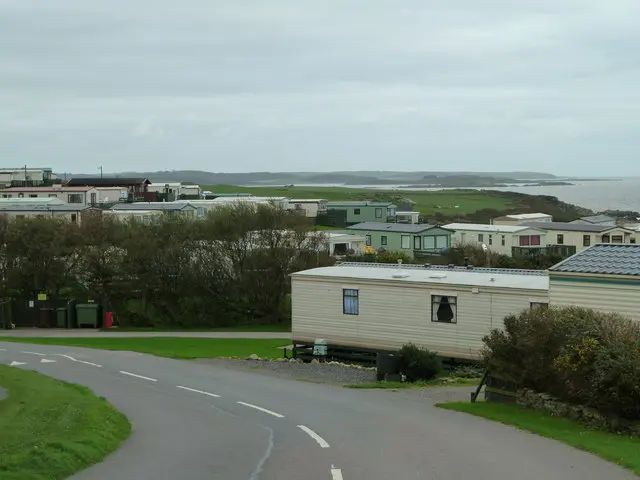 Photo: Andy Farrington / CC BY-SA 2.0, via Wikimedia Commons Auchenlarie Holiday Park
