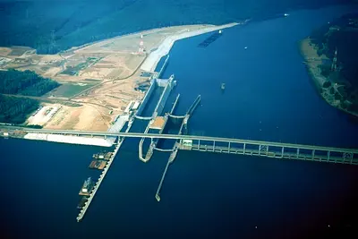 Photo: George Green, U.S. Army Corps of Engineers / Public domain, via Wikimedia Commons