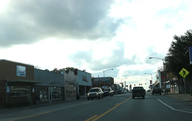 Chattahoochee FL downtown US90