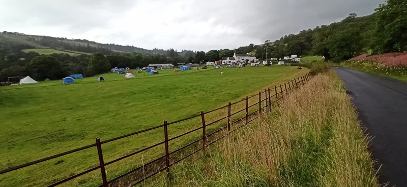 Photo: Thomas Nugent / CC BY-SA 2.0, via Wikimedia Commons South Whittlieburn campsite