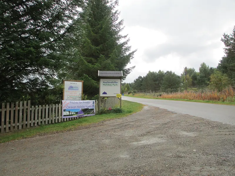 Photo: Jennifer Jones / CC BY-SA 2.0, via Wikimedia Commons Entrance to Auchnahillin Holiday Park