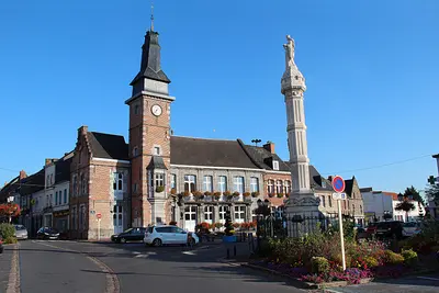 Photo: Jean-Pol GRANDMONT / CC BY 4.0, via Wikimedia Commons
