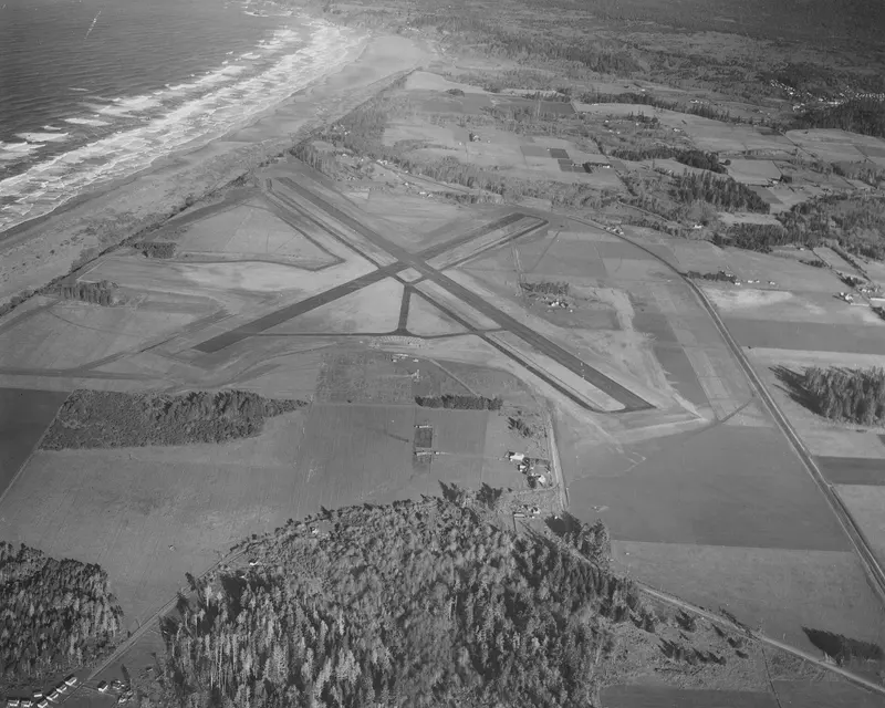 Photo: US Navy / Public domain, via Wikimedia Commons