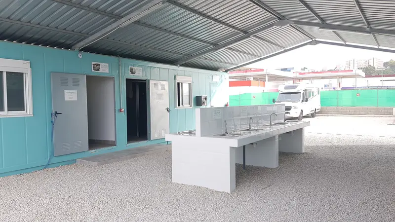 Camper and van toilets and washing