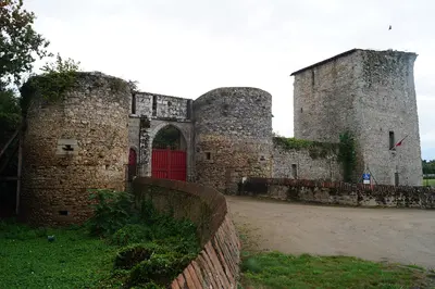 Photo: Éduarel / CC BY-SA 4.0, via Wikimedia Commons
