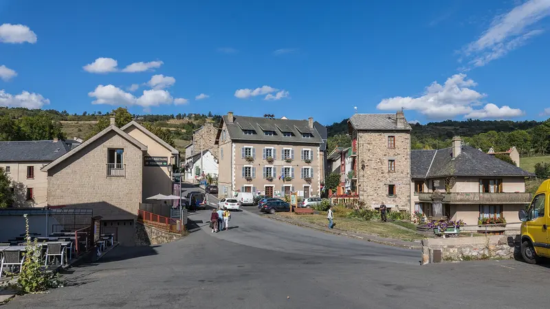 Place de l'église Saint-Nectaire