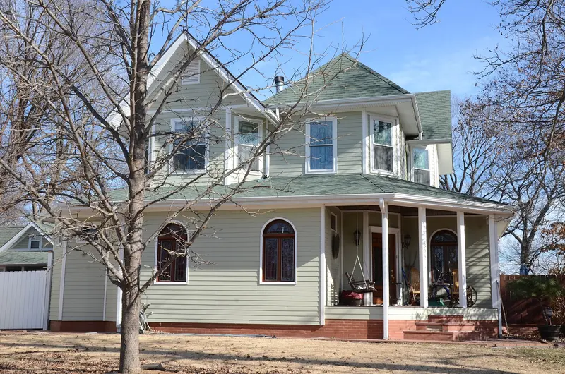 House at 305 E. Ashley, Siloam Springs, AR