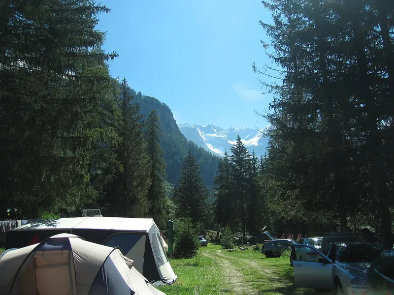 Photo: Lucas Mevius / CC BY-SA 3.0, via Wikimedia Commons Camping Les Lanchettes