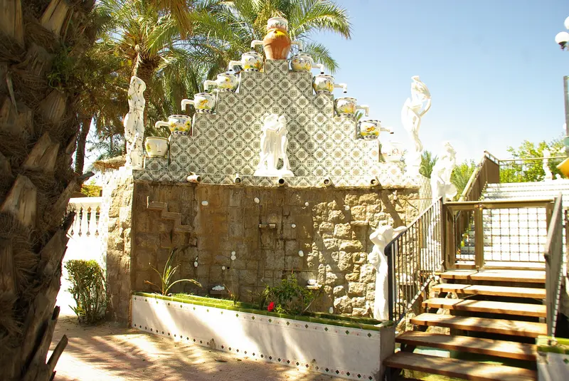 ® S.D. ALCOCEBRE PLAYA TROPICANA ESTATUAS