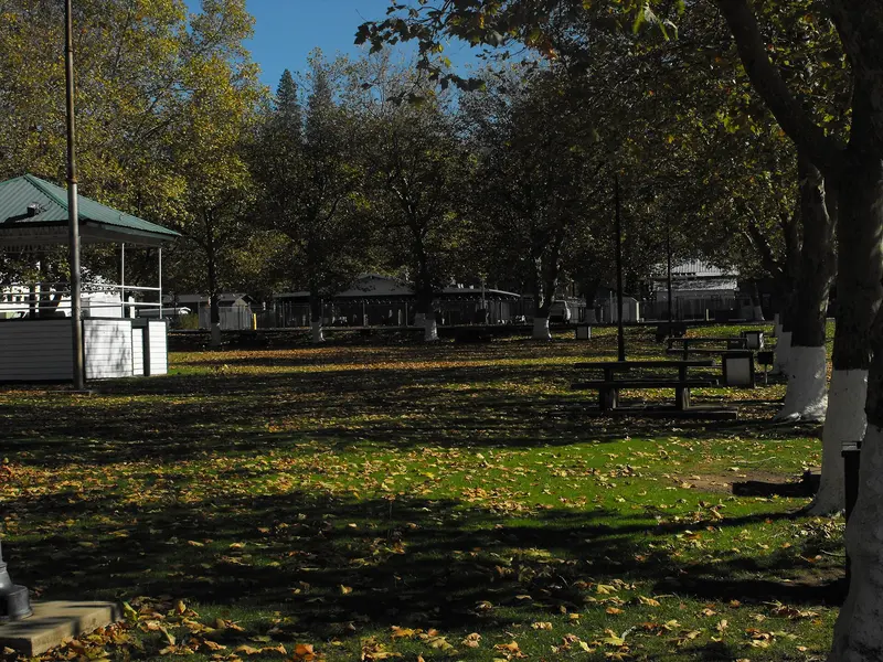 Tuolumne City, Downtown Park