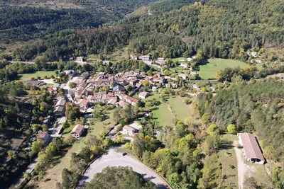 Photo: Dourbies-drone / CC BY-SA 4.0, via Wikimedia Commons