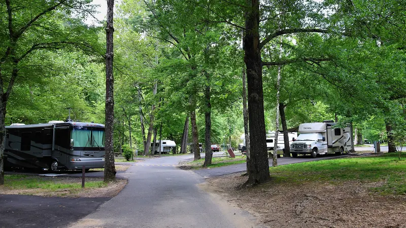 Photo: Larry D. Moore / CC BY 4.0, via Wikimedia Commons Gulpha Gorge Campground Hot Springs National Park