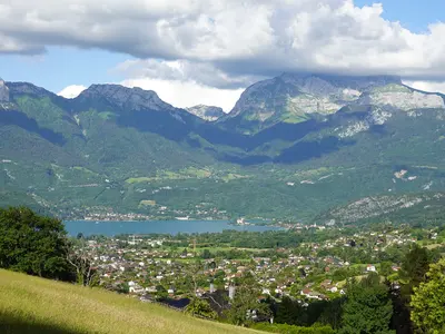 Photo: Guilhem Vellut from Annecy, France / CC BY 2.0, via Wikimedia Commons