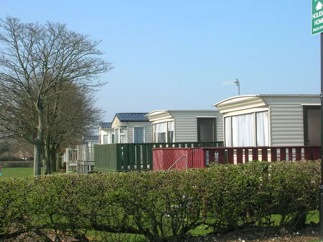 Photo: JThomas / CC BY-SA 2.0, via Wikimedia Commons Primrose Valley Caravans
