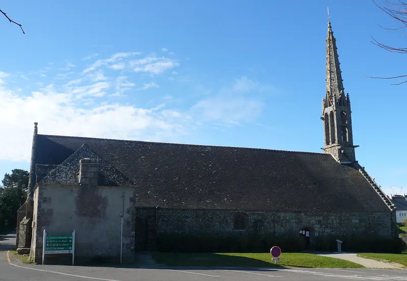 Chapelle Saint-Philibert Trégunc, about 0.3 km from Pommeraie de l'Océan