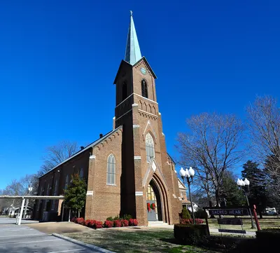 Sacred Heart of Jesus Church (Lawrenceburg, TN)