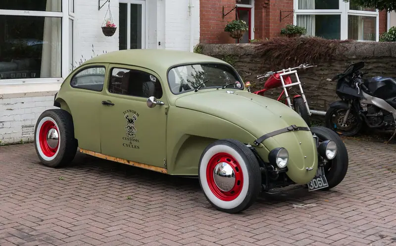 Braunton (Devon, UK), Car