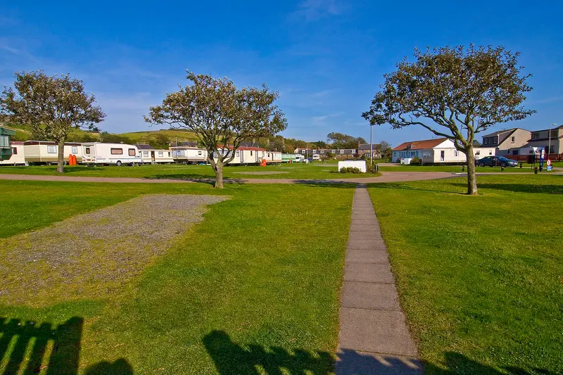 Photo: Alan Findlay / CC BY-SA 2.0, via Wikimedia Commons Queen Elizabeth Caravan Park, Stonehaven