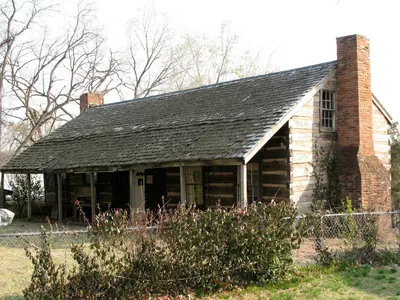 Loomis Cabin in Potosi, MO