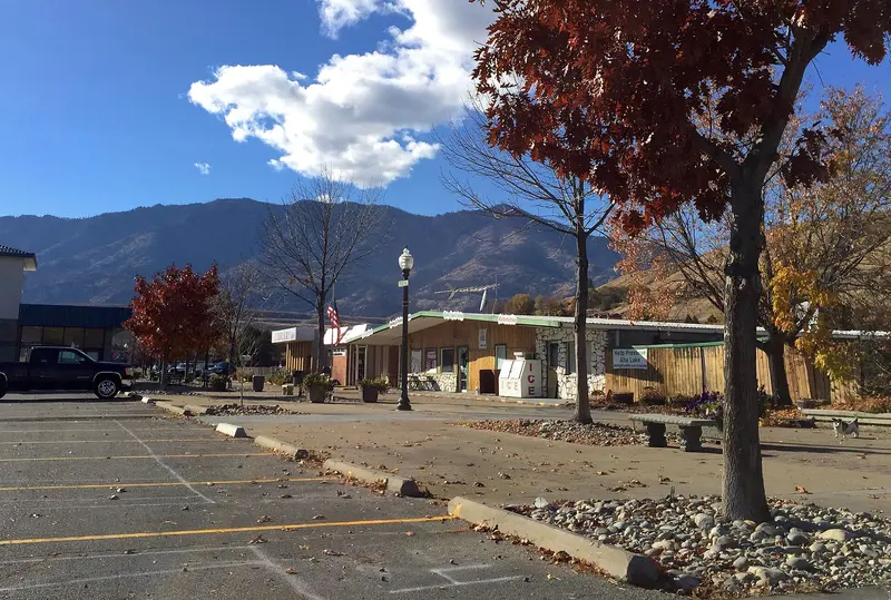 Pateros Mall - Pateros, WA, about 0.4 km from Ives Landing Park Campground