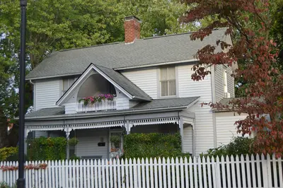 A.R. Brown House, near Banner Hill