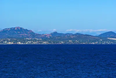 Photo: Txllxt TxllxT / CC BY-SA 4.0, via Wikimedia Commons